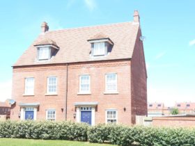 4 bedroom Semi-Detached for sale